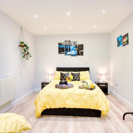 Apartament Amazing Place In Finsbury Park Londyn Zewnętrze zdjęcie